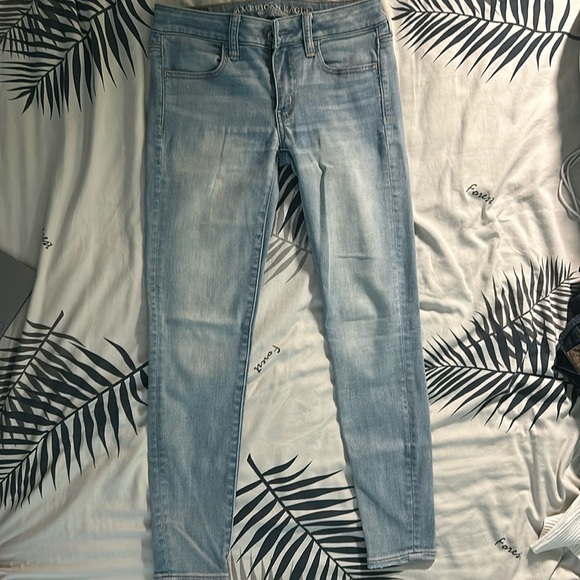 Denim Delights: Stylish Jeans in Size 25, Excellent Condition! - Picture 3 of 3